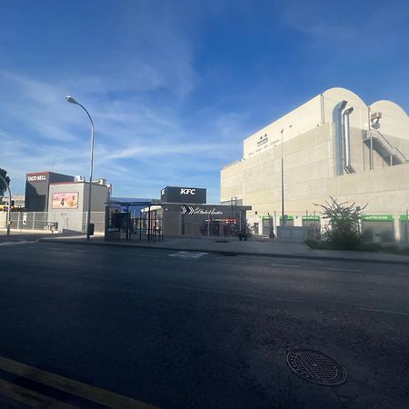 P2 Madrid Airport, Estadio Civitas, Ifema, Barajas Y Rejas Eksteriør bilde