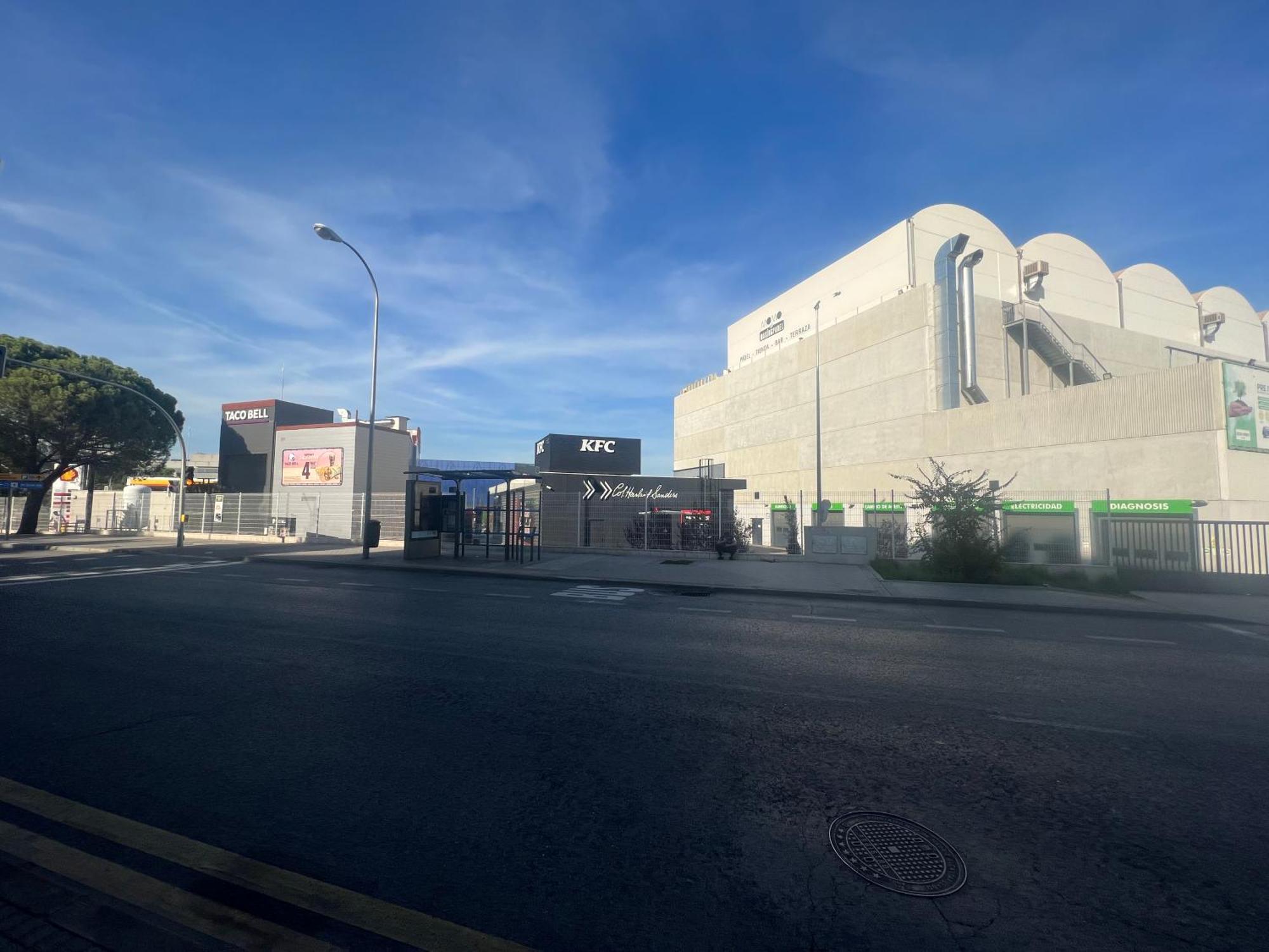 P2 Madrid Airport, Estadio Civitas, Ifema, Barajas Y Rejas Eksteriør bilde